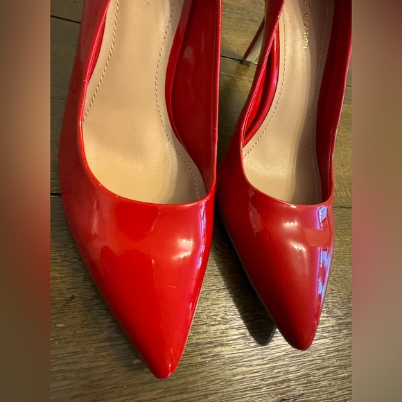 BCBGeneration Gaminkh-x Red Classic Womens Pumps Heels 10M - Picture 4 of 15